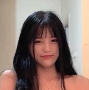 青春可爱娃娃脸的精神小妹男友打粑粑甜美可人百度盘
