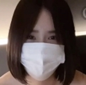自行打包的yuka金提莫we大舅子前妻突破尺度全方位展示的精油蜜1v0.9g百度盘