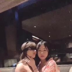 ts系列超美肤白床上干卫生间后推车
