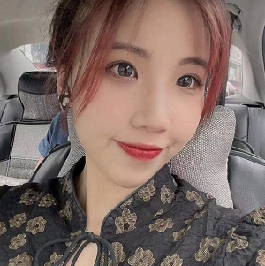 河南赵露露等29位美女图影泄密视频23三人游 92v1.46g百度盘