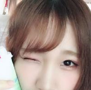 网红女神wink白丝女仆露脸合集5.4g，满足绅士心理需求