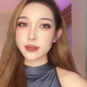 疯狂抖音新篇：小三儿高质量美女主播143v4.4g视频盛宴