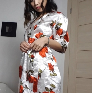 亚裔妹子aikodoll合集第四弹[50v 82.72g][百度盘]，分割打包，手机解压教程